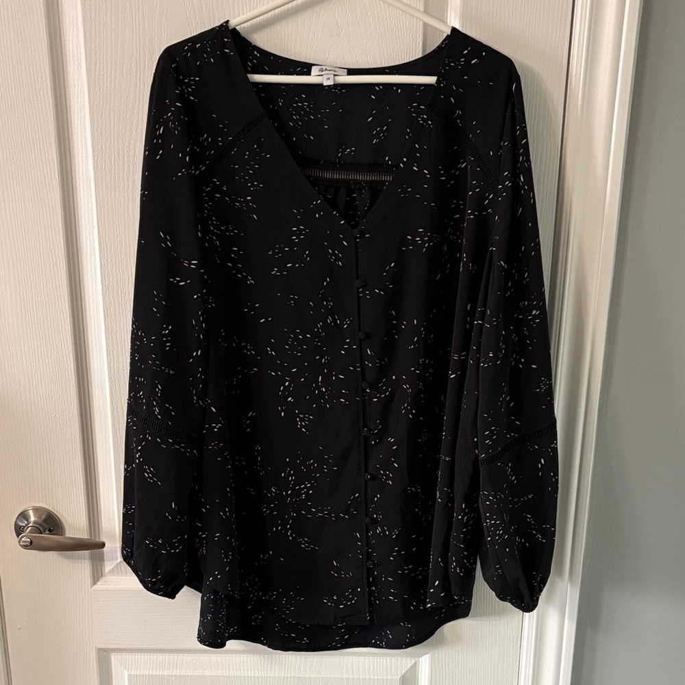 Reitmans Black Blouse with White Speckle Pattern - Picture 1 of 6